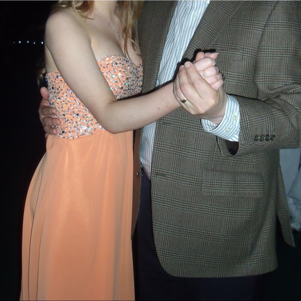 Grad dress - Picture 4 of 5